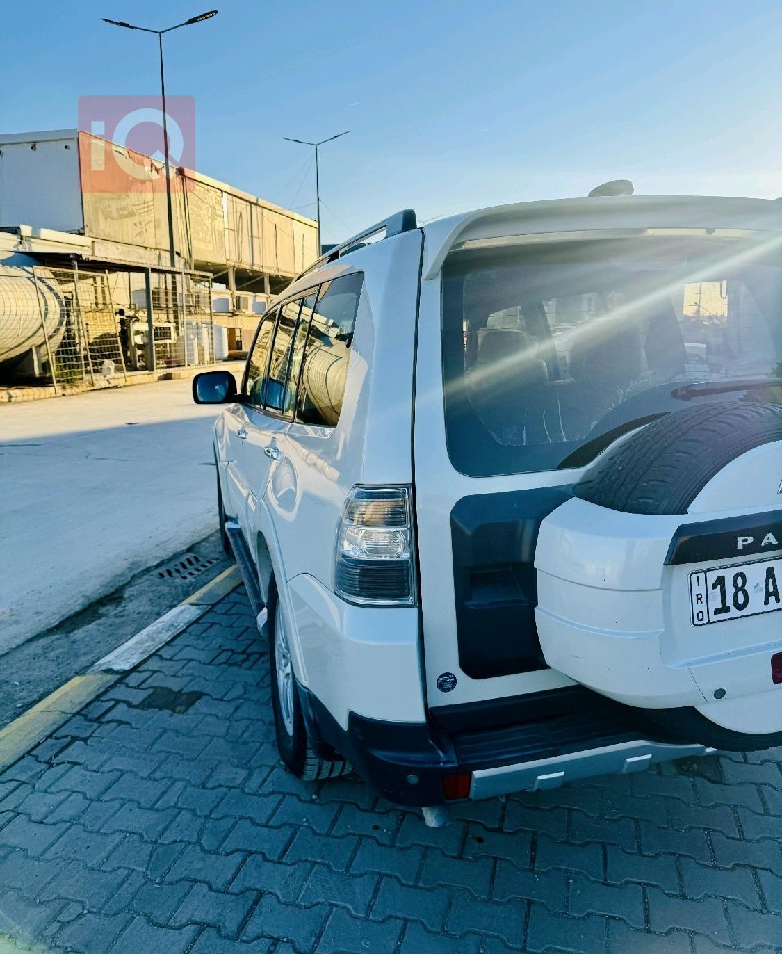 ميتسوبيشي باجيرو